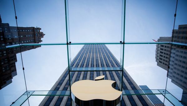 Le 50 aziende che valgono di più al mondo (con Apple al primo posto)