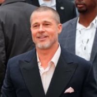 Brad Pitt si è rasato i capelli e subito ci ricorda perché in Ocean's 12 era così figo