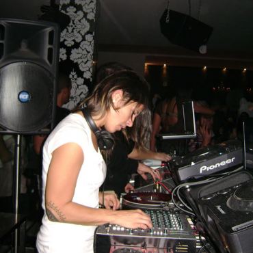 Jubilee Hotel Club 01-12-2007 - Tania Vulcano