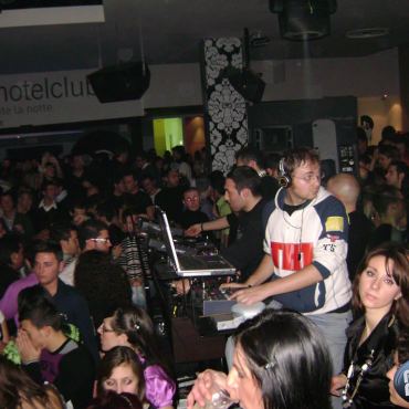 Jubilee Hotel club - Alex Neri 12-01-2008