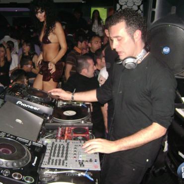 Jubilee Hotel club - Alex Neri 12-01-2008