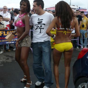 Donne e motori show
