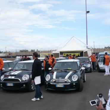 Donne e motori show