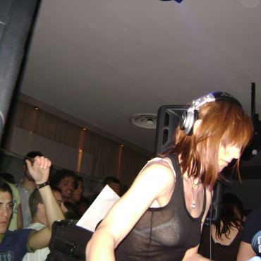 Jubilee Hotel Club - Elen Alien -12-04-2008