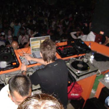 Guendalina -Luca Agnelli 07-06-2008